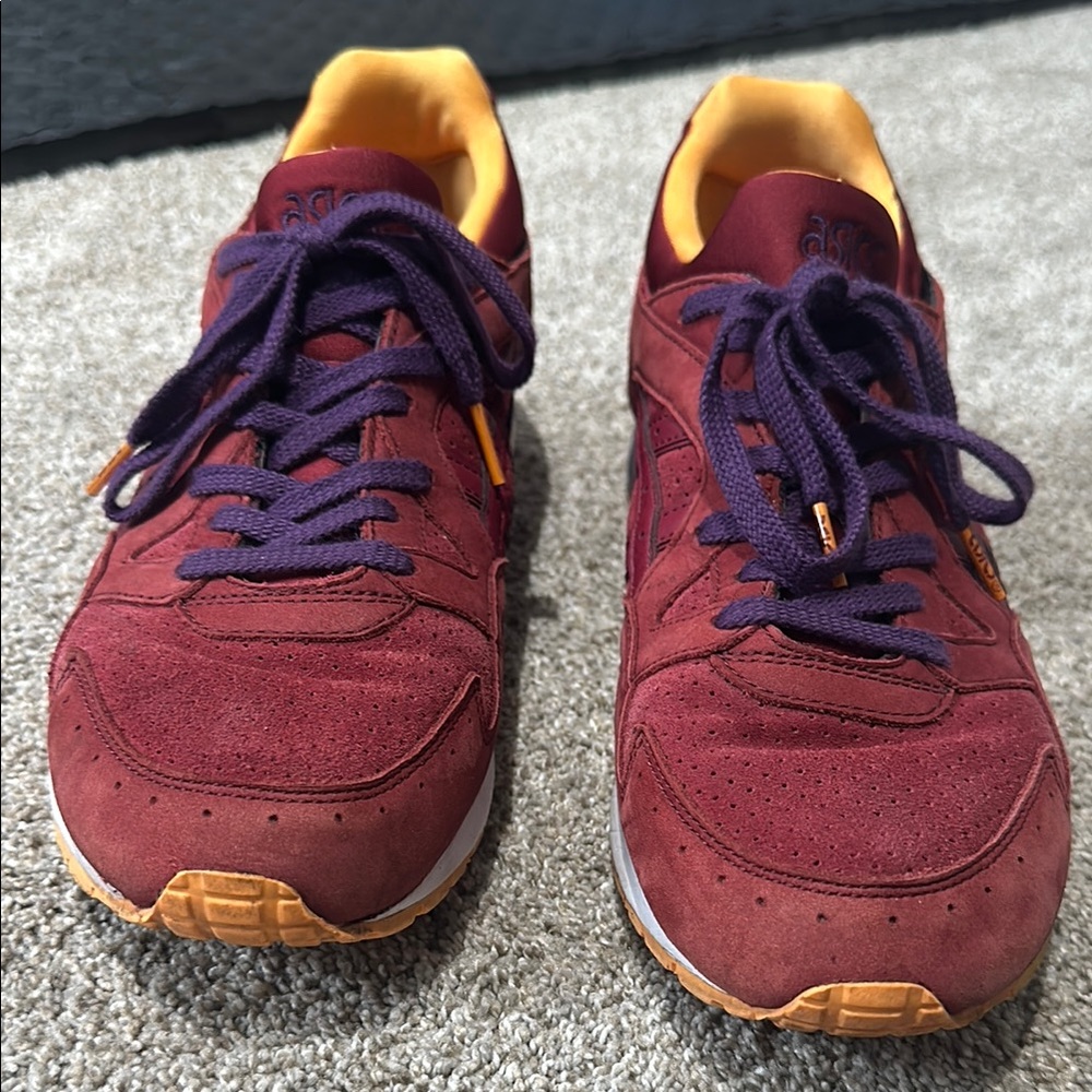 ASICS Gel-Lyte V Men's Burgundy Sneakers - Picture 5 of 8